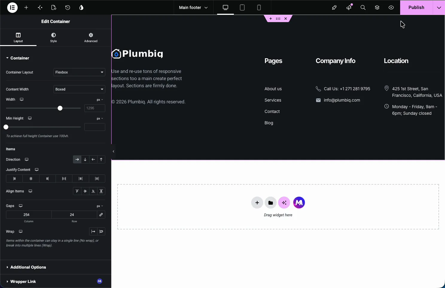 Custom footer with link columns, contact info, and location details being edited in Elementor